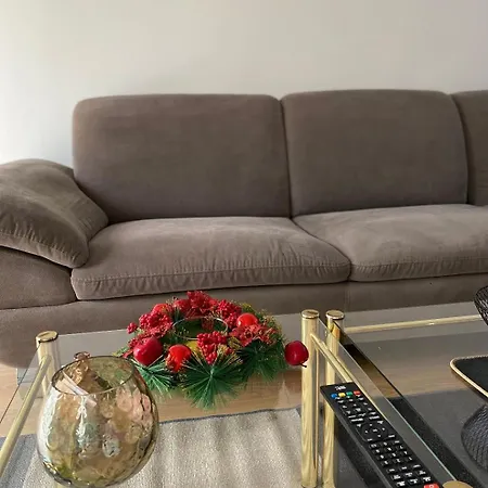 شقة 17